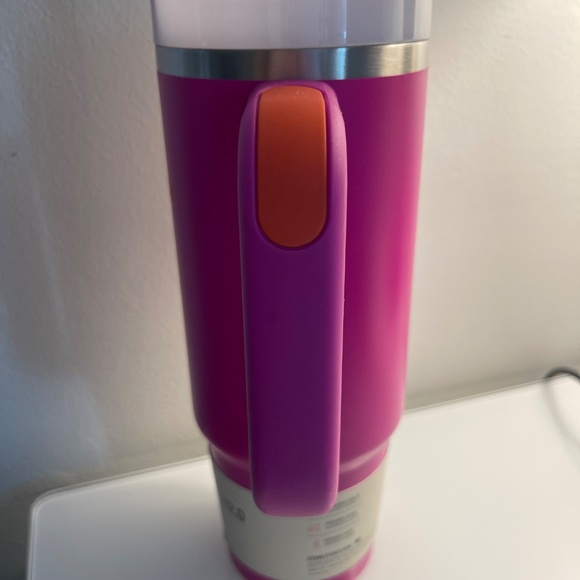 Brand new Stanley 30oz tumbler in vibrant hot pink! 🌟 - Picture 3 of 6